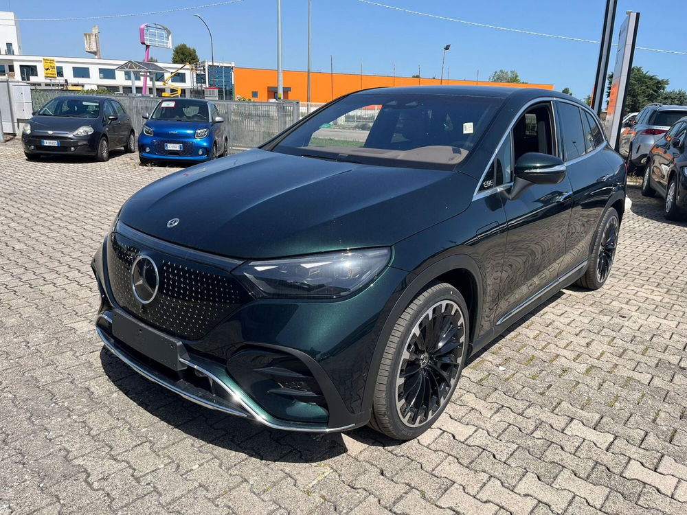 Mercedes-Benz EQE SUV nuova a Chieti (3)