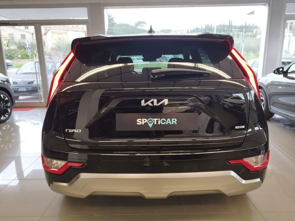 Kia Niro nuova a Arezzo (7)