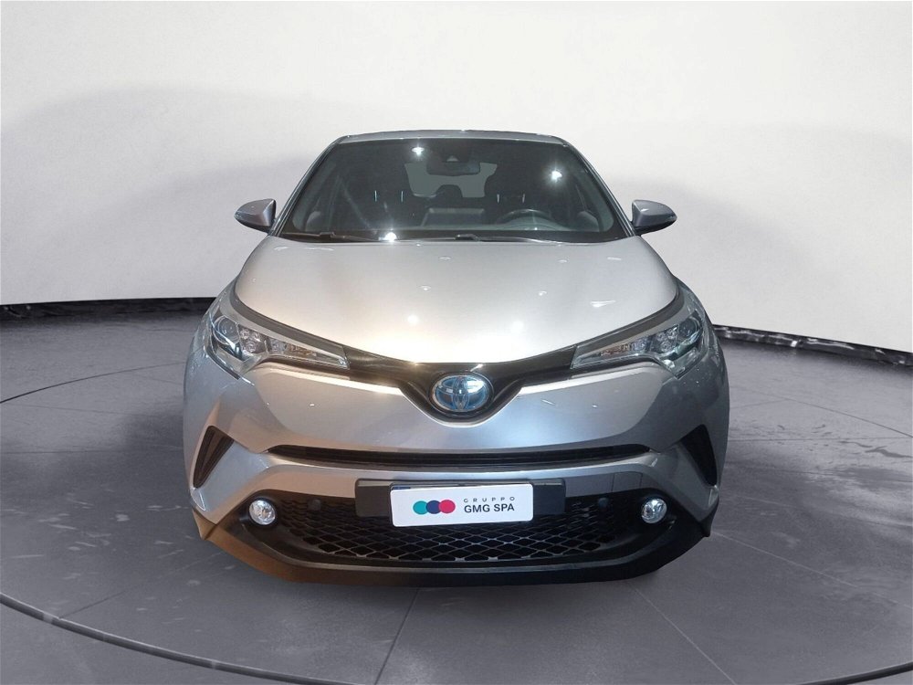 Toyota Toyota C-HR 1.8 Hybrid E-CVT Active  del 2018 usata a Vinci (2)