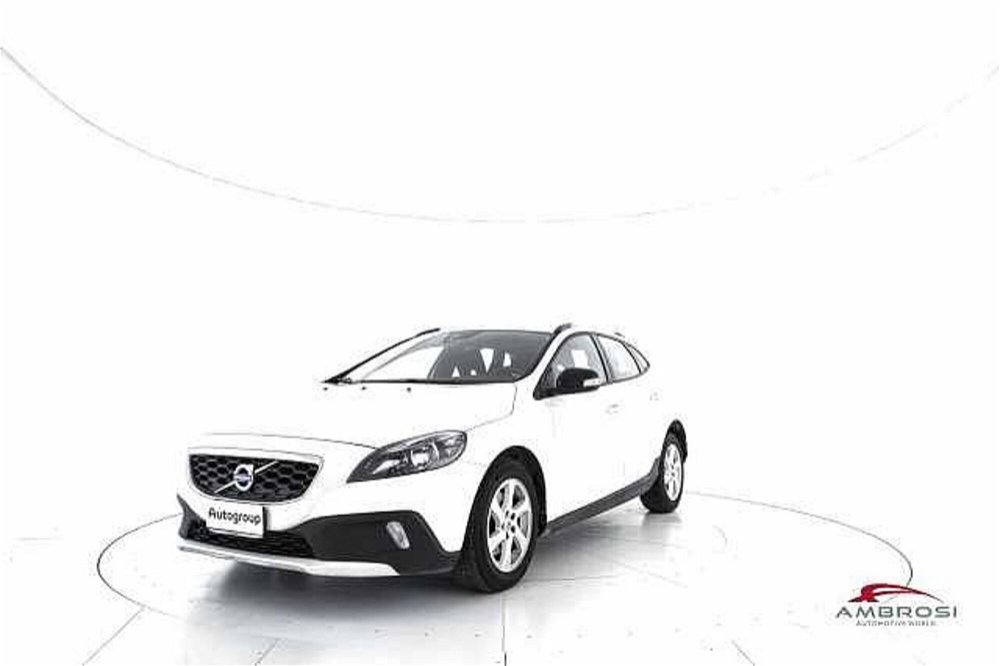 Volvo V40 Cross Country D2 1.6 Business N1  del 2015 usata a Corciano