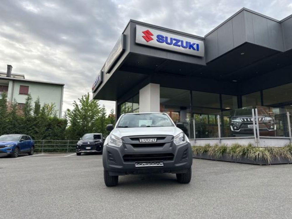 Isuzu D-Max Pick-up 2.5 TD cat Crew Cab 4WD Pick-up L  del 2017 usata a Serravalle Sesia