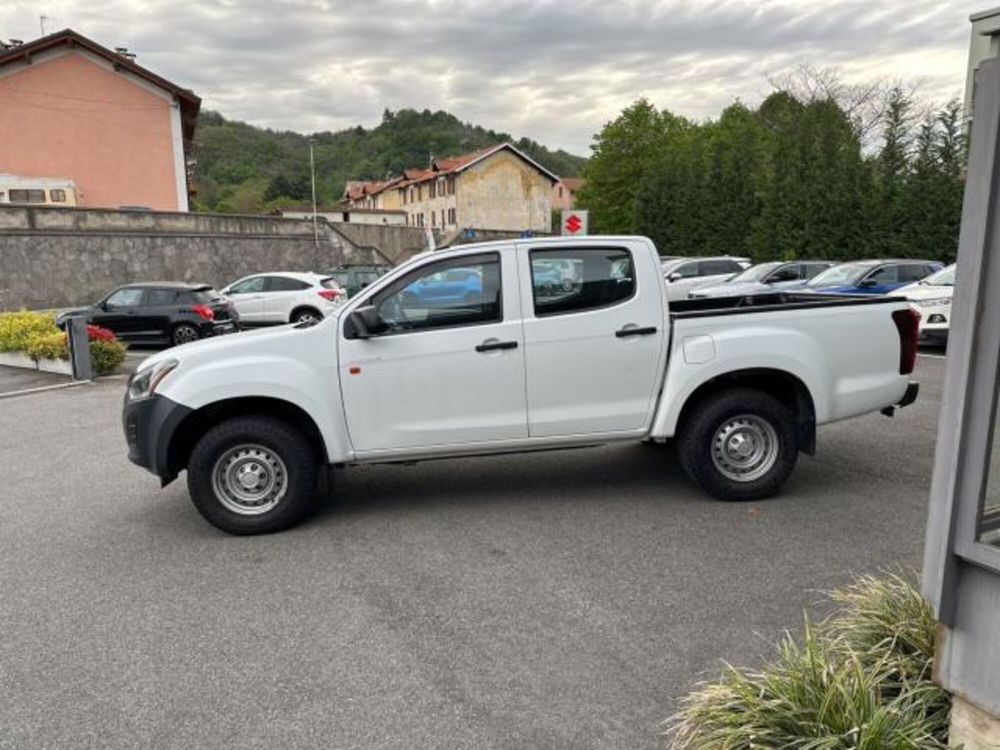 Isuzu D-Max Pick-up 2.5 TD cat Crew Cab 4WD Pick-up L  del 2017 usata a Serravalle Sesia (3)