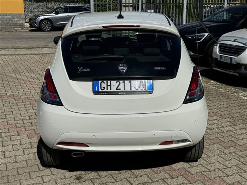 Lancia Ypsilon usata a Pavia (3)