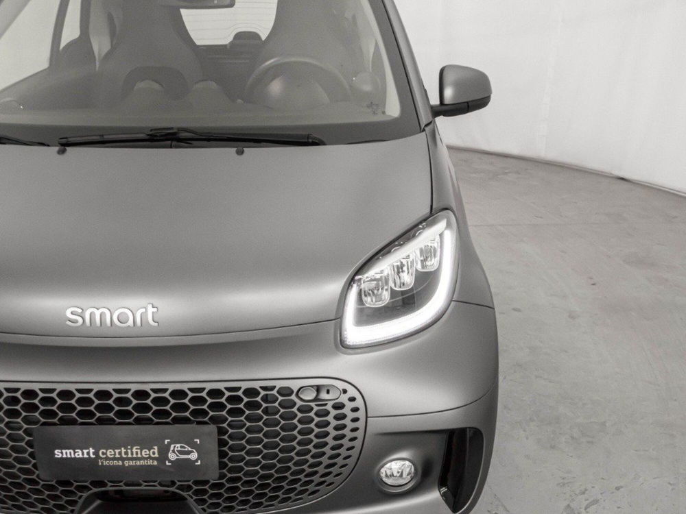 smart Fortwo Fortwo eq racingold 4,6kW del 2020 usata a Montecosaro (2)