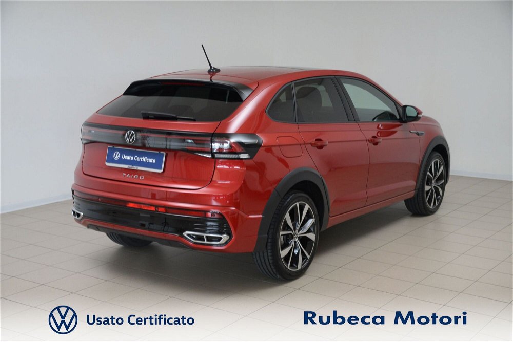 Volkswagen Taigo 1.5 TSI ACT 150 CV DSG R-Line nuova a Citta' della Pieve (4)