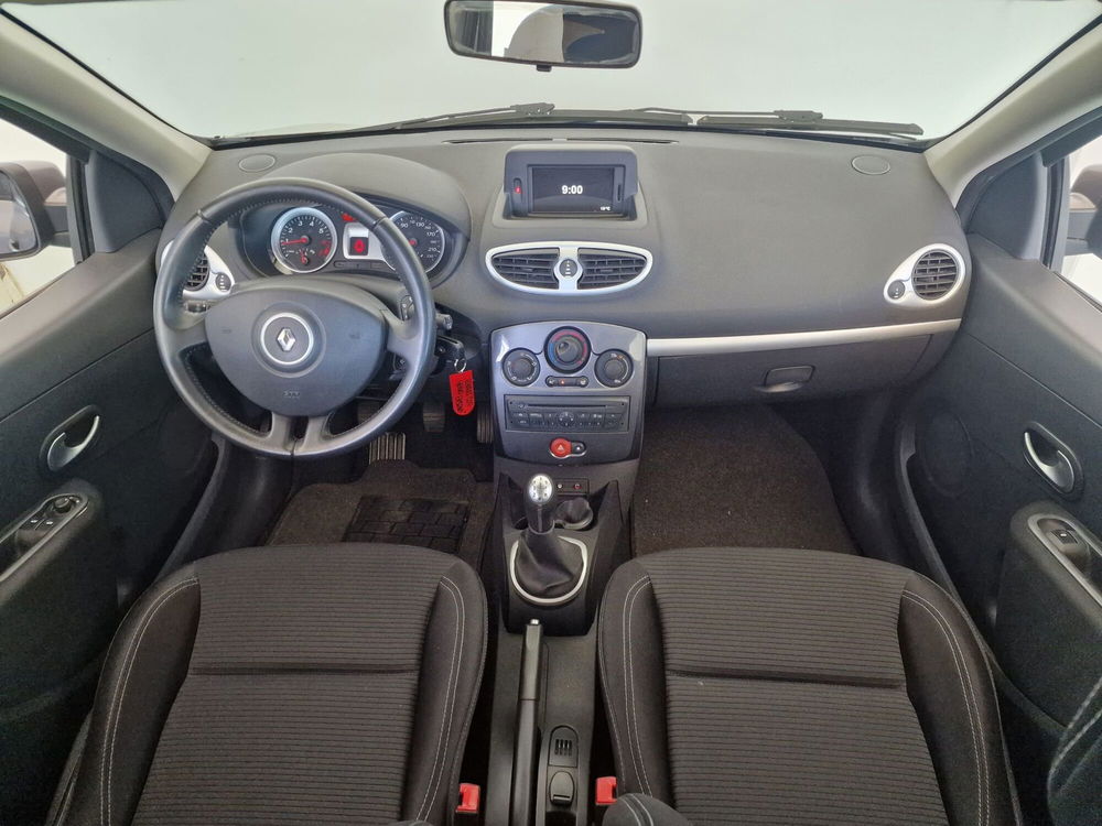 Renault Clio usata a Rimini (12)