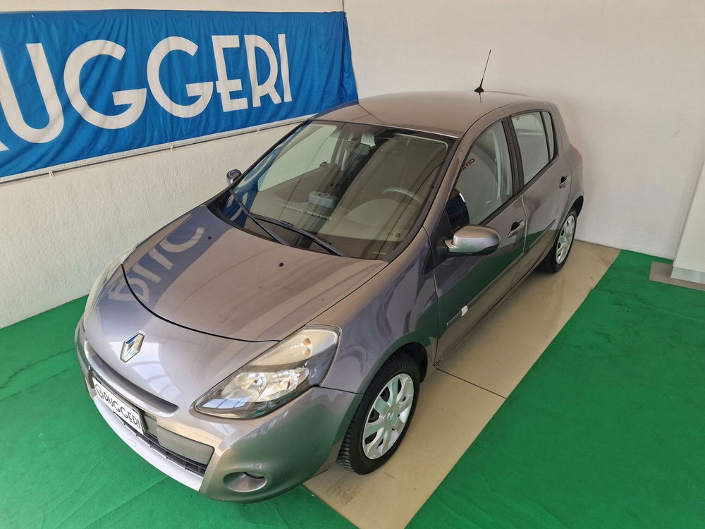 Renault Clio 1.2 16V 5 porte GPL Dynamique  del 2012 usata a Rimini (2)