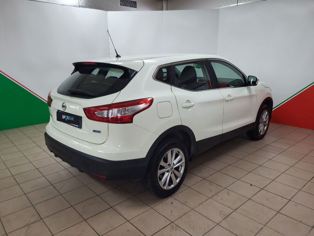 Nissan Qashqai 1.5 dCi Tekna  del 2016 usata a Terranuova Bracciolini (3)