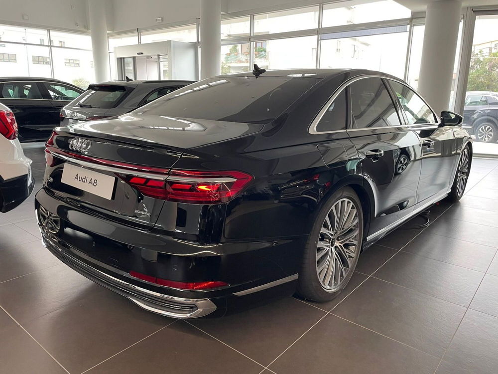 Audi A8 nuova a Taranto (4)