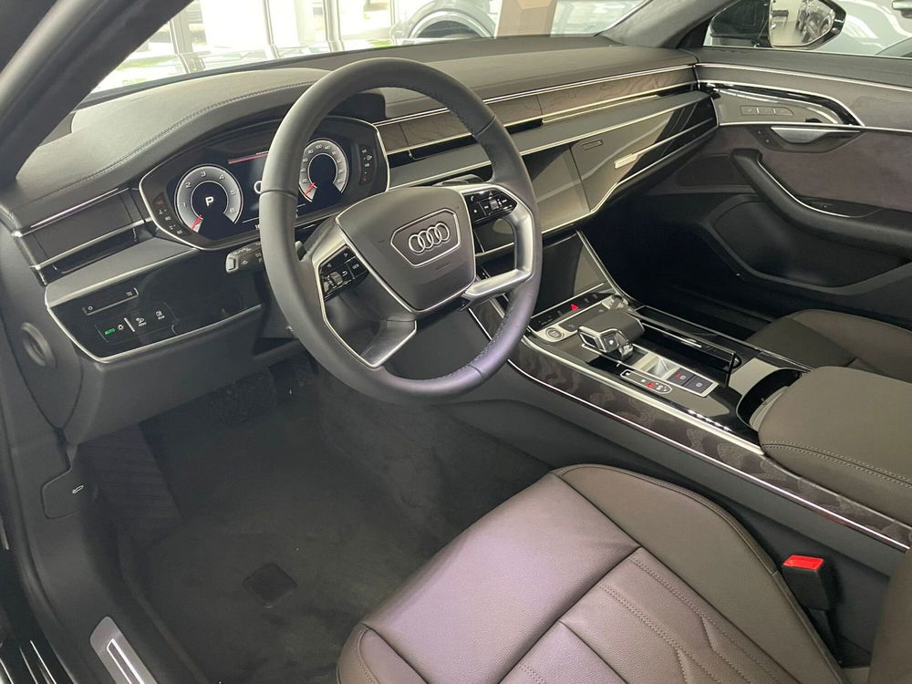 Audi A8 nuova a Taranto (6)