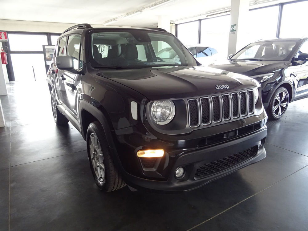 Jeep Renegade nuova a Lucca (7)