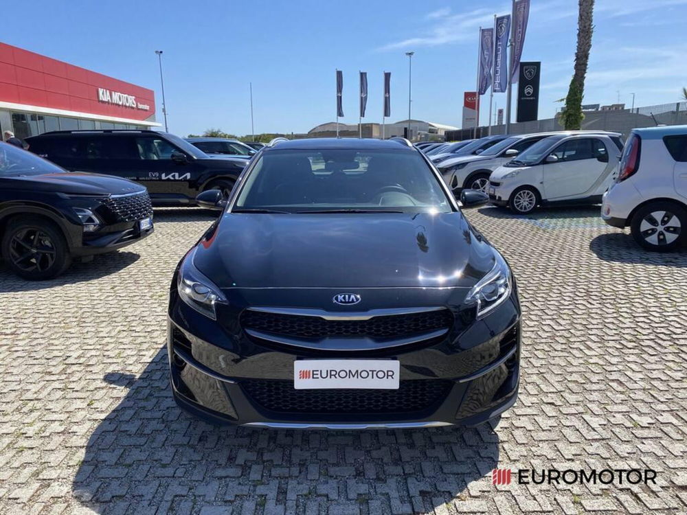 Kia XCeed 1.6 CRDi 115 CV Style del 2020 usata a Modugno (2)