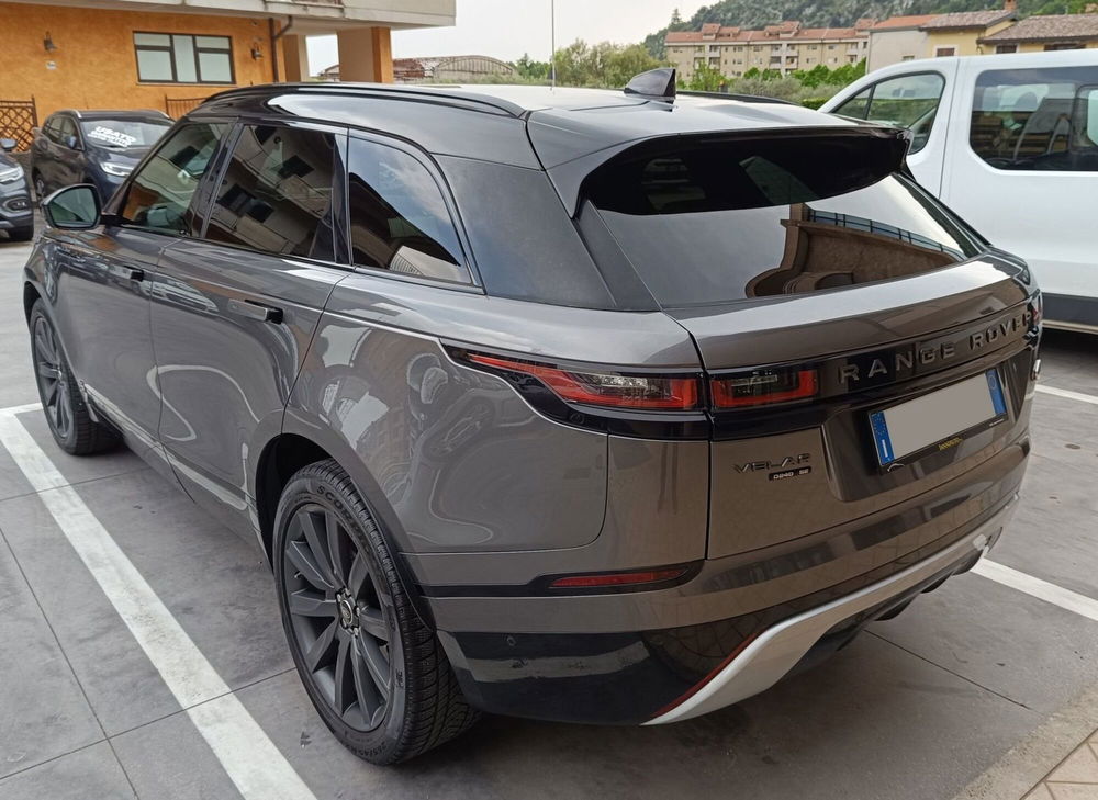 Land Rover Range Rover Velar 2.0D I4 240 CV R-Dynamic SE  del 2017 usata a Sora (4)