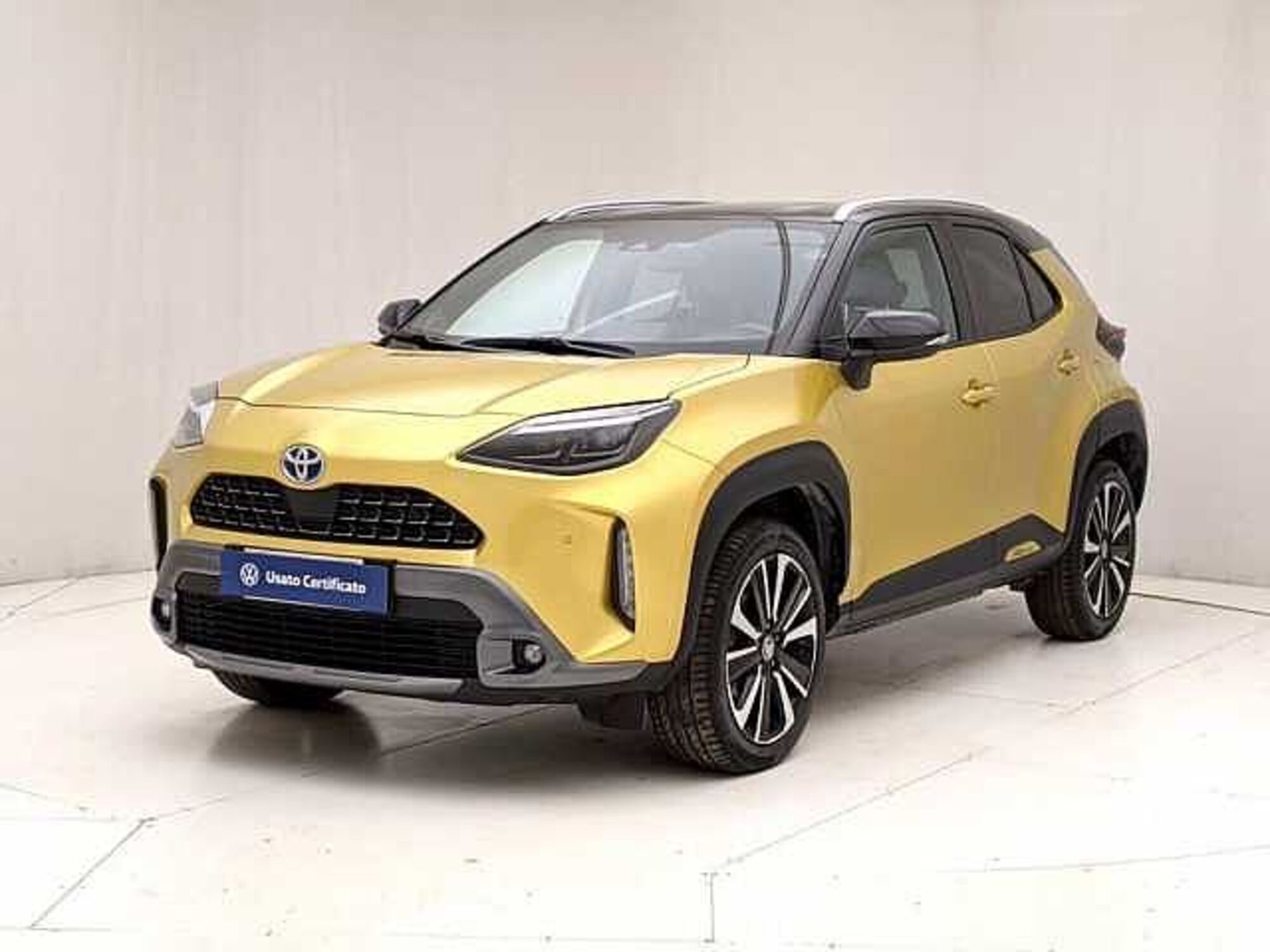 Toyota Yaris Cross 1.5 Hybrid 5p. E-CVT AWD-i Premiere del 2022 usata a Pesaro