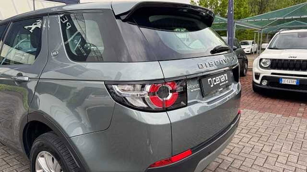 Land Rover Discovery Sport usata a Milano (20)