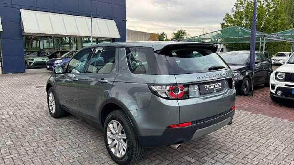 Land Rover Discovery Sport 2.2 SD4 SE del 2015 usata a Legnano (3)