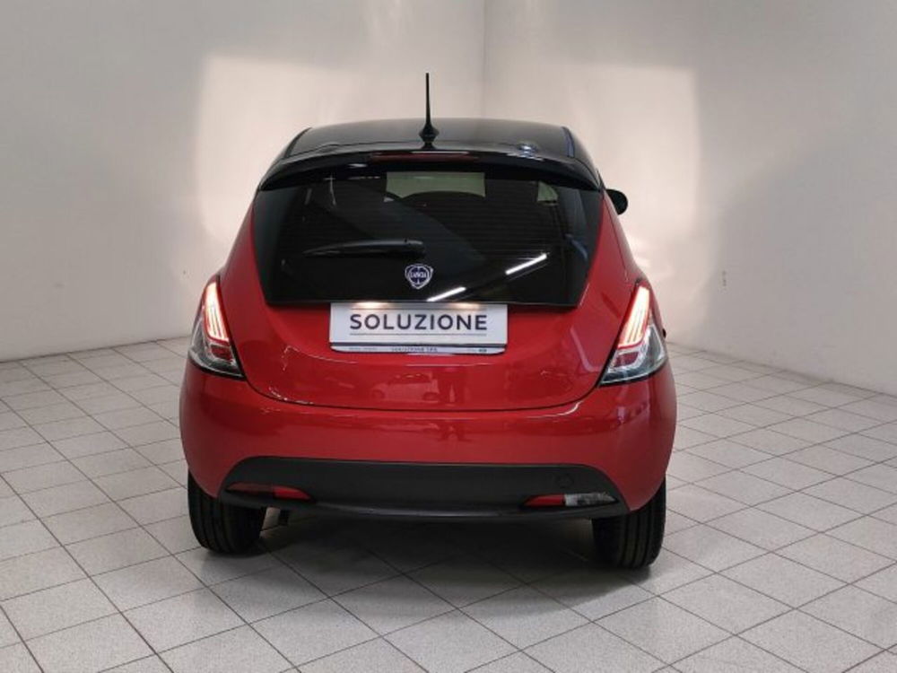 Lancia Ypsilon nuova a Novara (7)