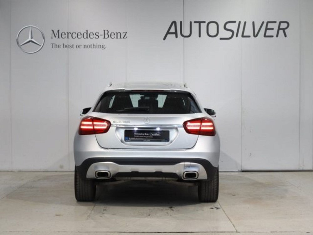 Mercedes-Benz GLA SUV 180 Sport  del 2019 usata a Verona (4)
