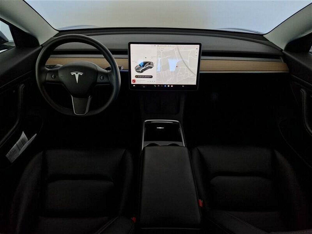 Tesla Model 3 Model 3 Long Range Dual Motor AWD  del 2020 usata a Sala Consilina (3)