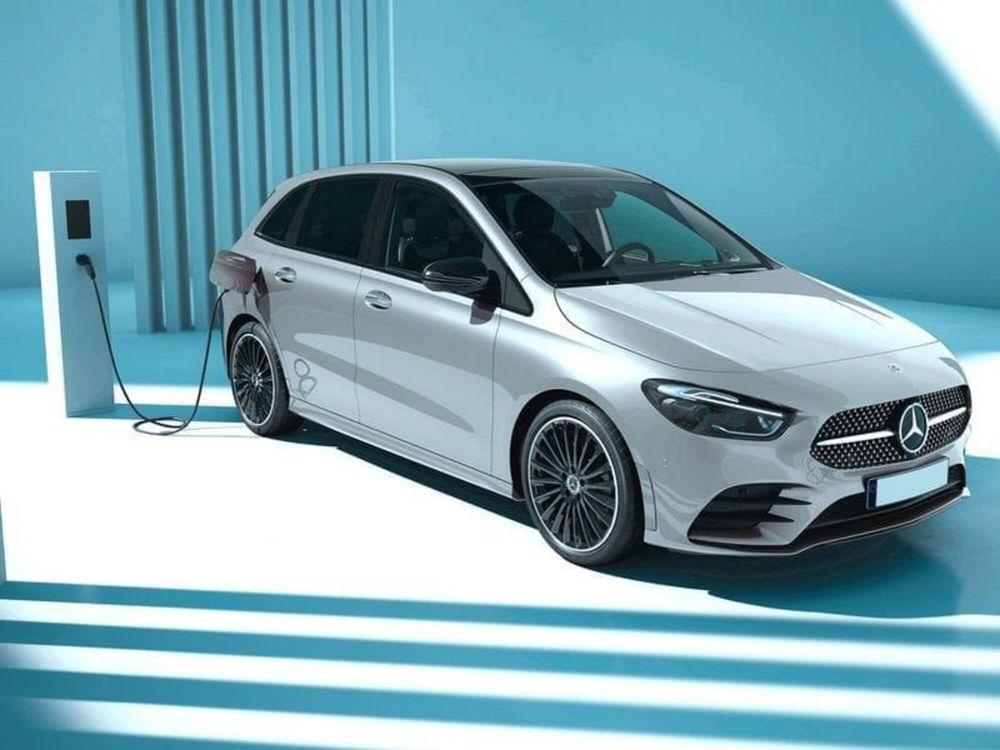 Mercedes-Benz Classe B 250 e Plug-in hybrid Automatica Sport nuova