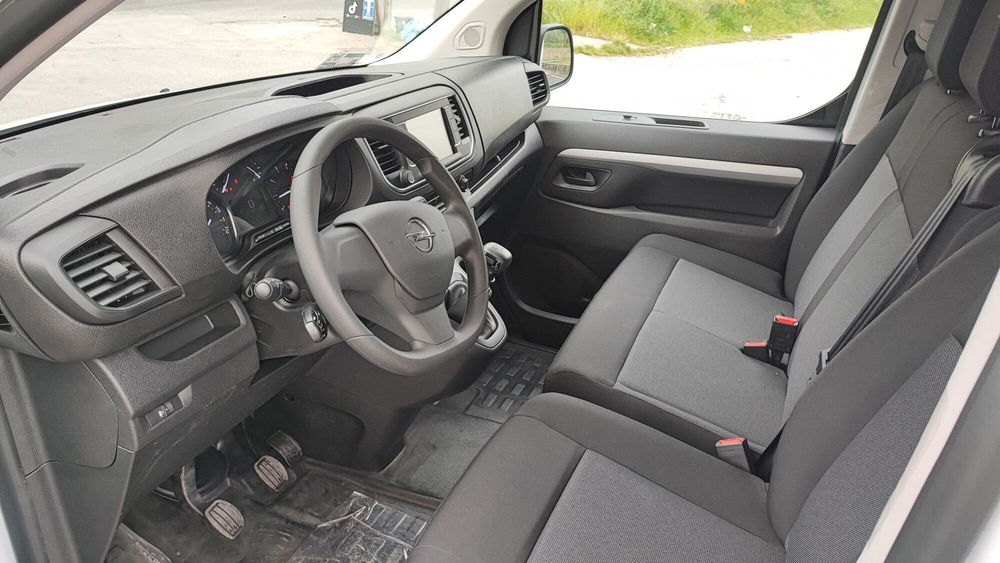 Opel Vivaro Furgone nuova a Pistoia (9)