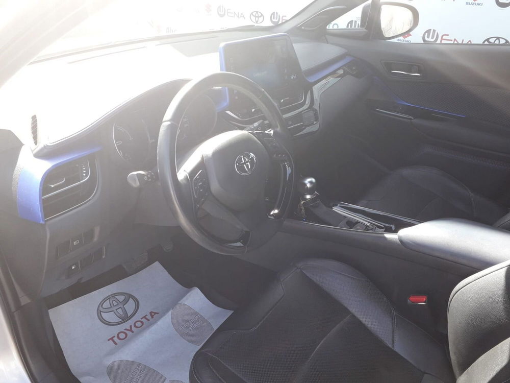 Toyota Toyota C-HR usata a Cagliari (15)