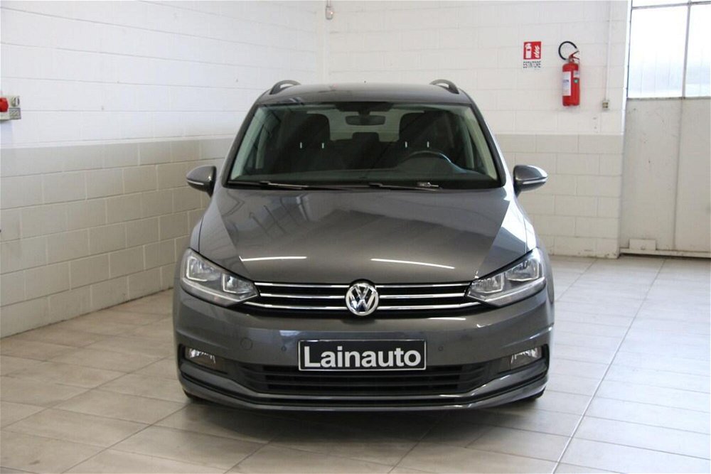 Volkswagen Touran 2.0 TDI 115 CV SCR Business BlueMotion Technology del 2019 usata a Lainate (2)