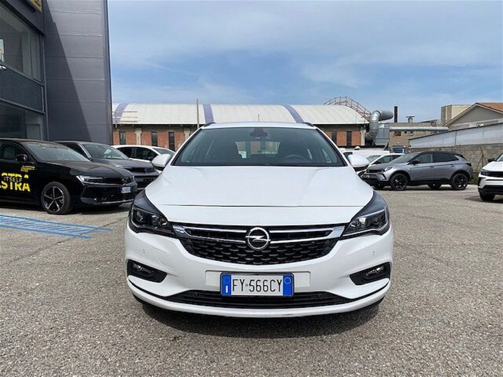 Opel Astra Station Wagon 1.6 CDTi 136CV aut. Sports Business  del 2019 usata a Fano (3)