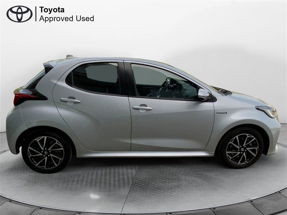 Toyota Yaris 1.5 Hybrid 5 porte Trend del 2021 usata a Citta' di Castello (3)