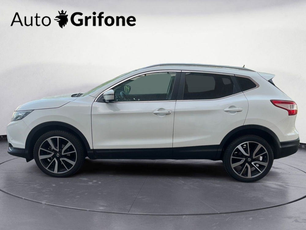 Nissan Qashqai 1.6 dCi 2WD XTronic Tekna del 2016 usata a Modena (2)