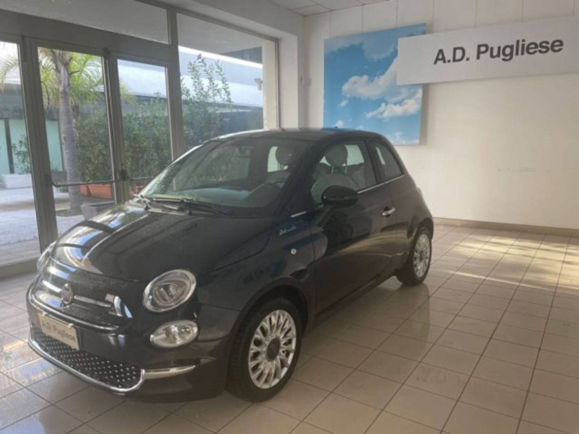 Fiat 500 1.0 Hybrid Dolcevita  del 2021 usata a Caltanissetta