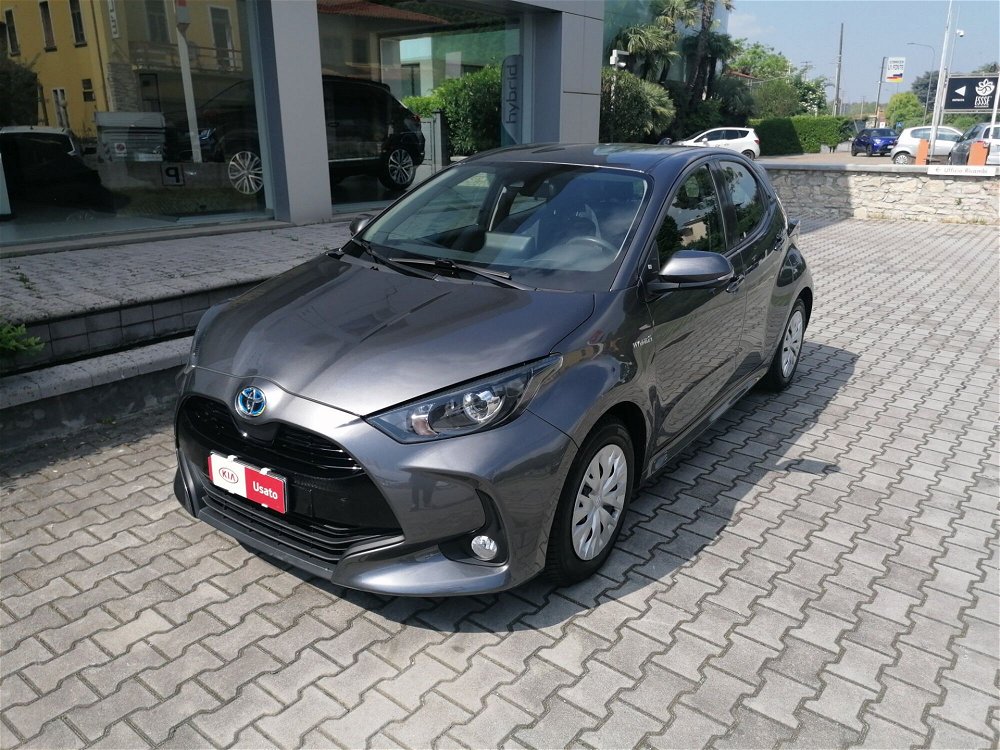 Toyota Yaris 1.5 Hybrid 5 porte Trend del 2021 usata a Brescia (2)
