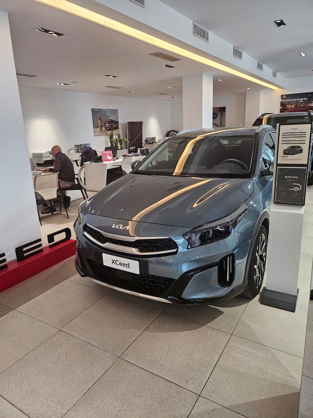 Kia XCeed nuova a Napoli (7)