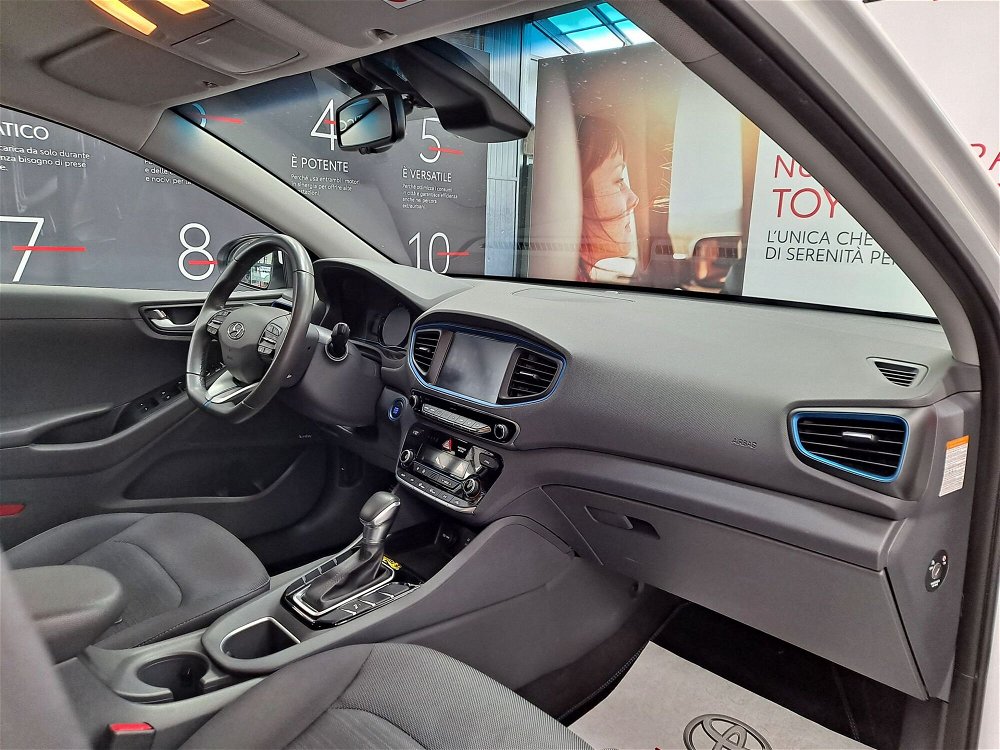 Hyundai Ioniq Hybrid DCT Style  del 2017 usata a Genzano di Roma (5)