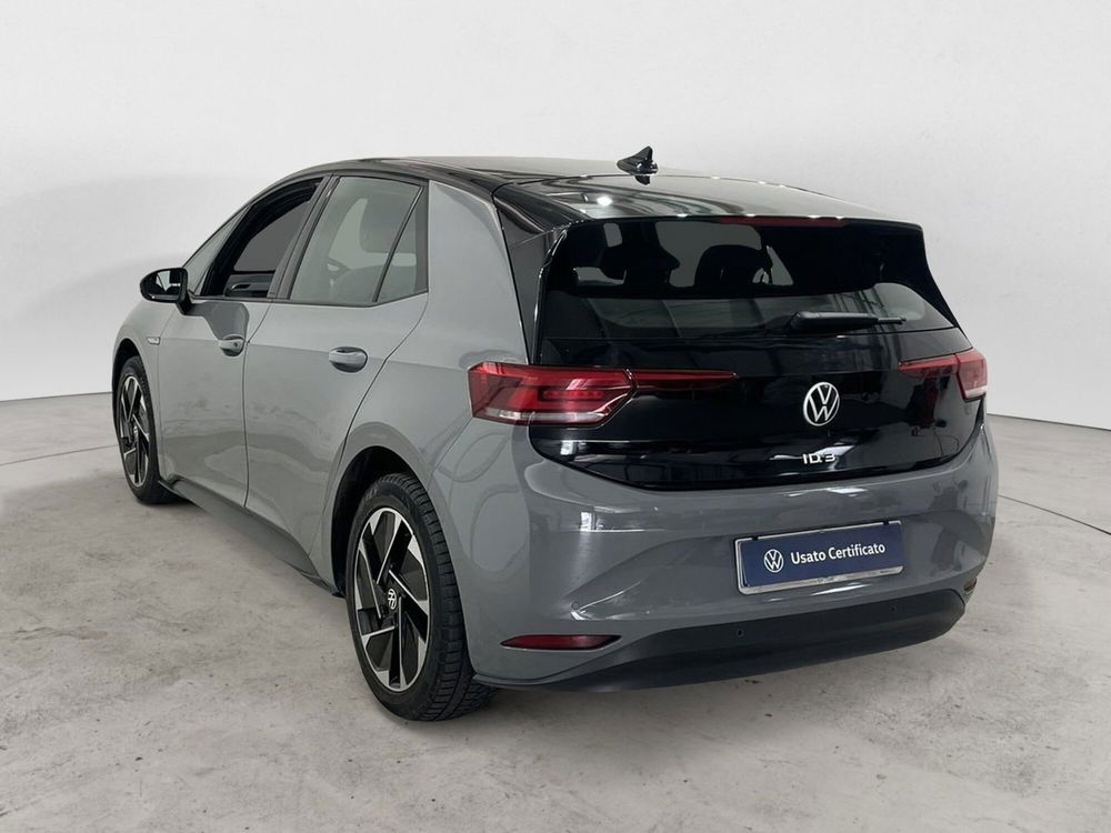 Volkswagen ID.3 Pro Performance  del 2021 usata a Massa (3)