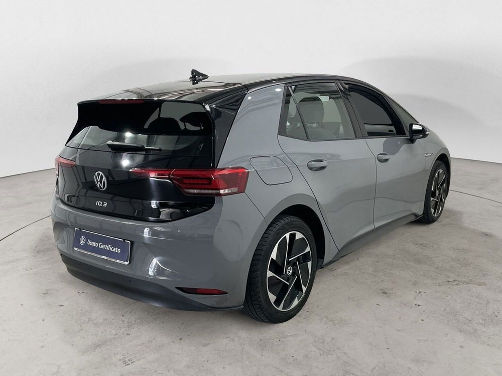 Volkswagen ID.3 Pro Performance  del 2021 usata a Massa (5)