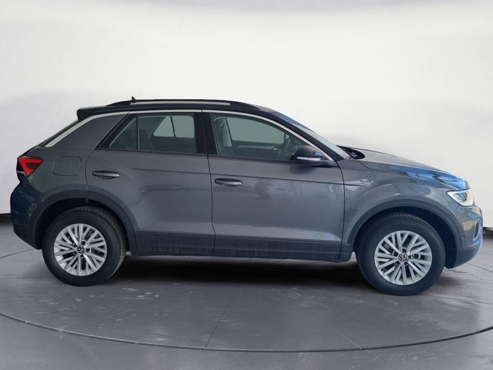 Volkswagen T-Roc nuova a Potenza (5)