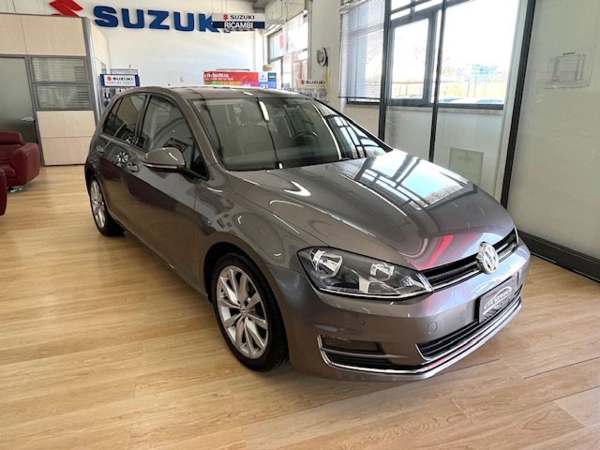 Volkswagen Golf 1.6 TDI 110 CV DSG 5p. Highline BlueMotion Technology del 2017 usata a Bari