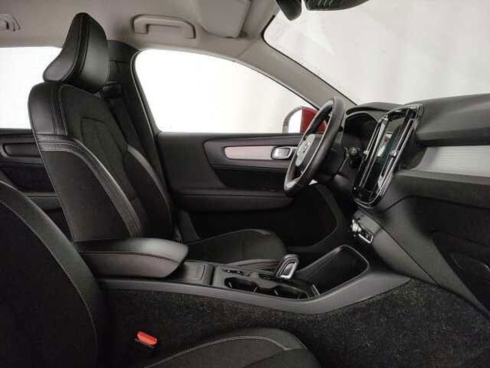 Volvo XC40 usata a Roma (6)