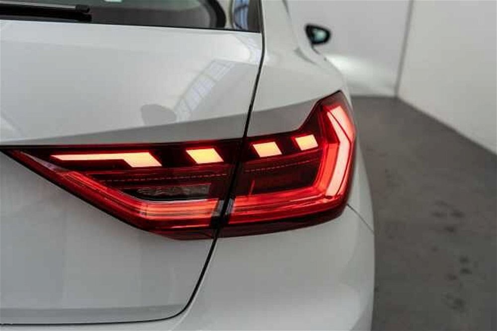 Audi A1 Sportback 30 TFSI Admired  del 2021 usata a Varese (5)