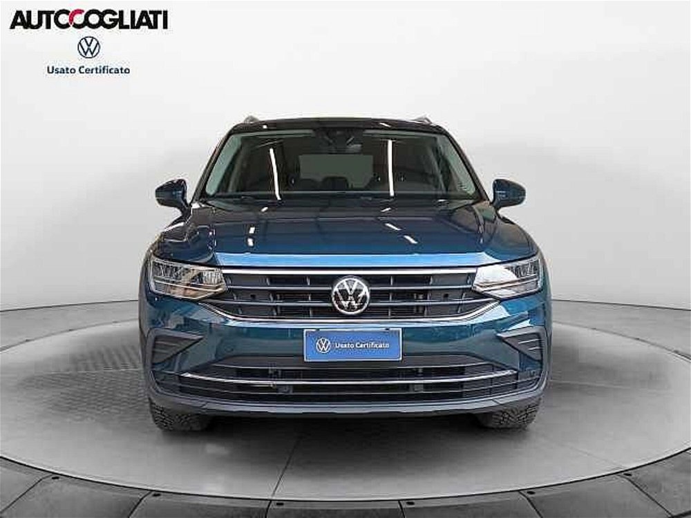 Volkswagen Tiguan 2.0 TDI 150 CV SCR DSG 4MOTION Life del 2021 usata a Brivio (2)