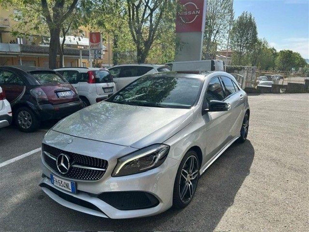 Mercedes-Benz Classe A 180 d Automatic Premium del 2017 usata a Casalgrande (2)