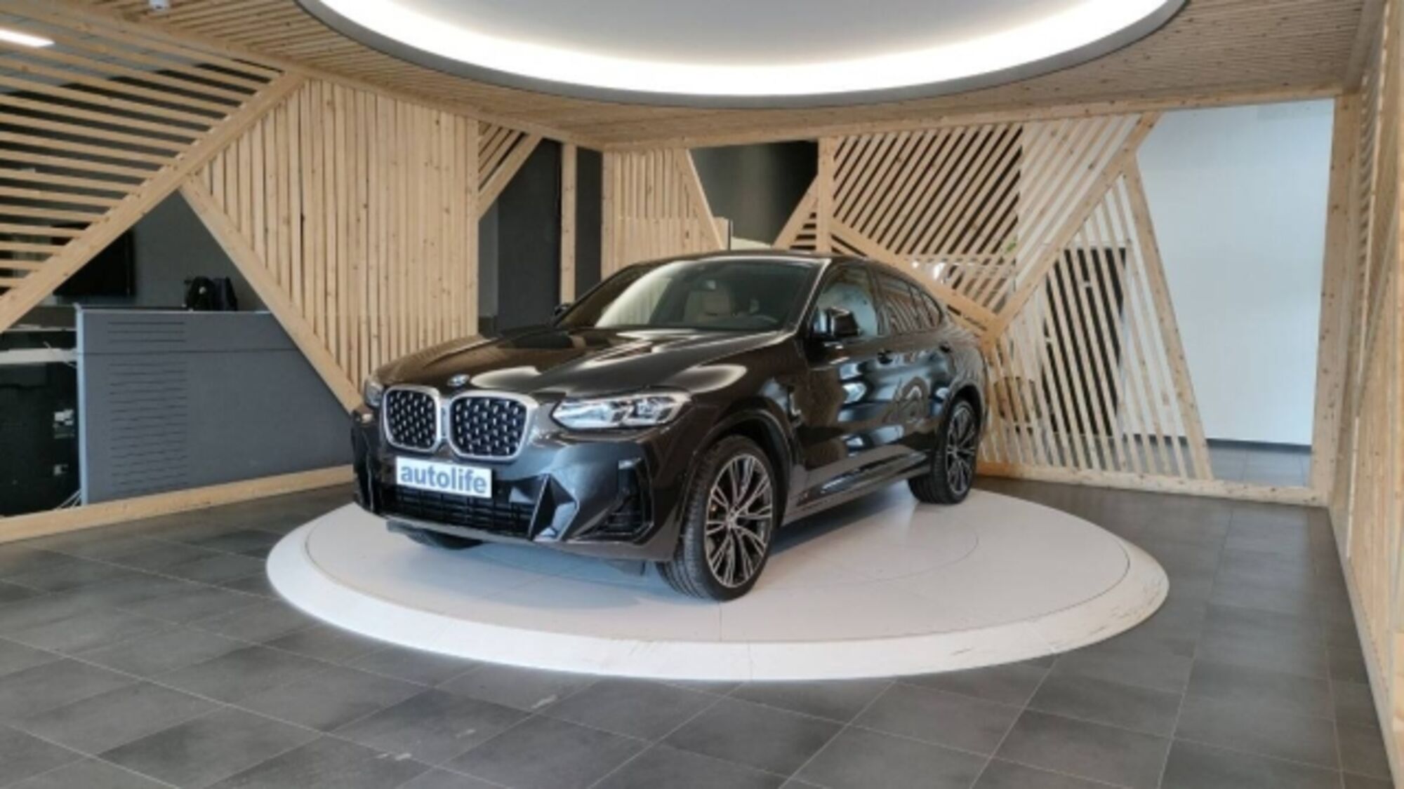 BMW X4 xdrive20d mhev 48V Msport auto del 2023 usata a Lamezia Terme