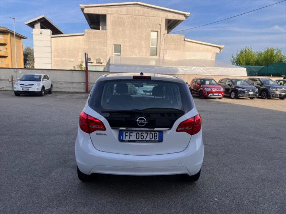 Opel Meriva 1.4 100CV Elective  del 2016 usata a Novara (5)
