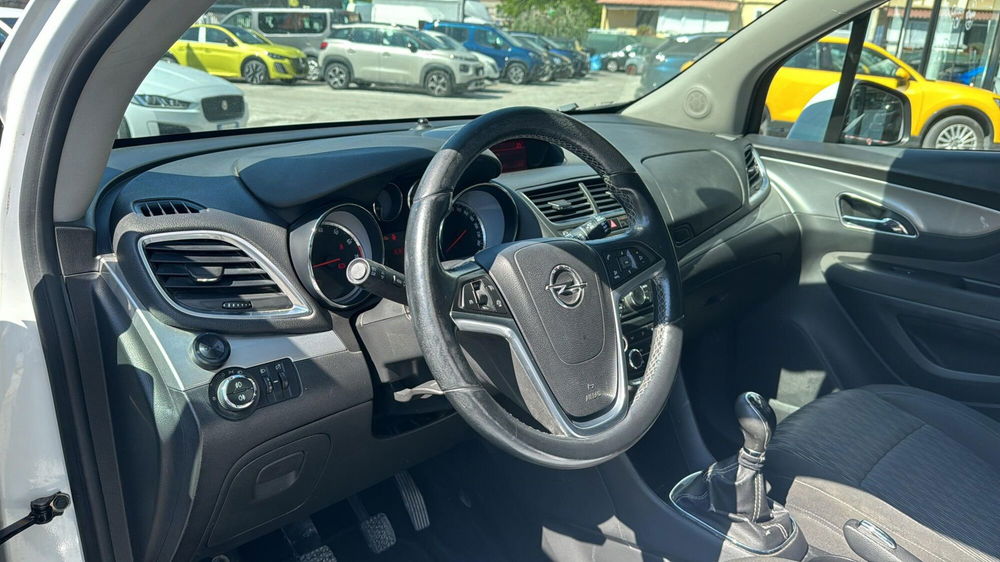 Opel Mokka usata a Massa-Carrara (16)