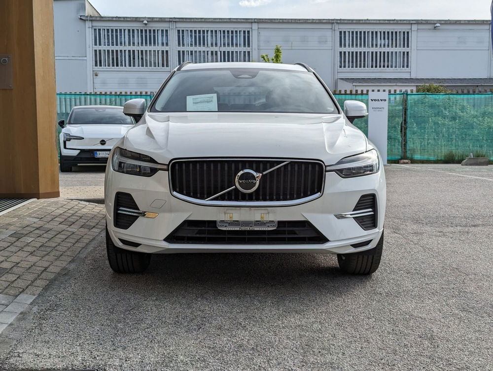 Volvo XC60 nuova a Pescara