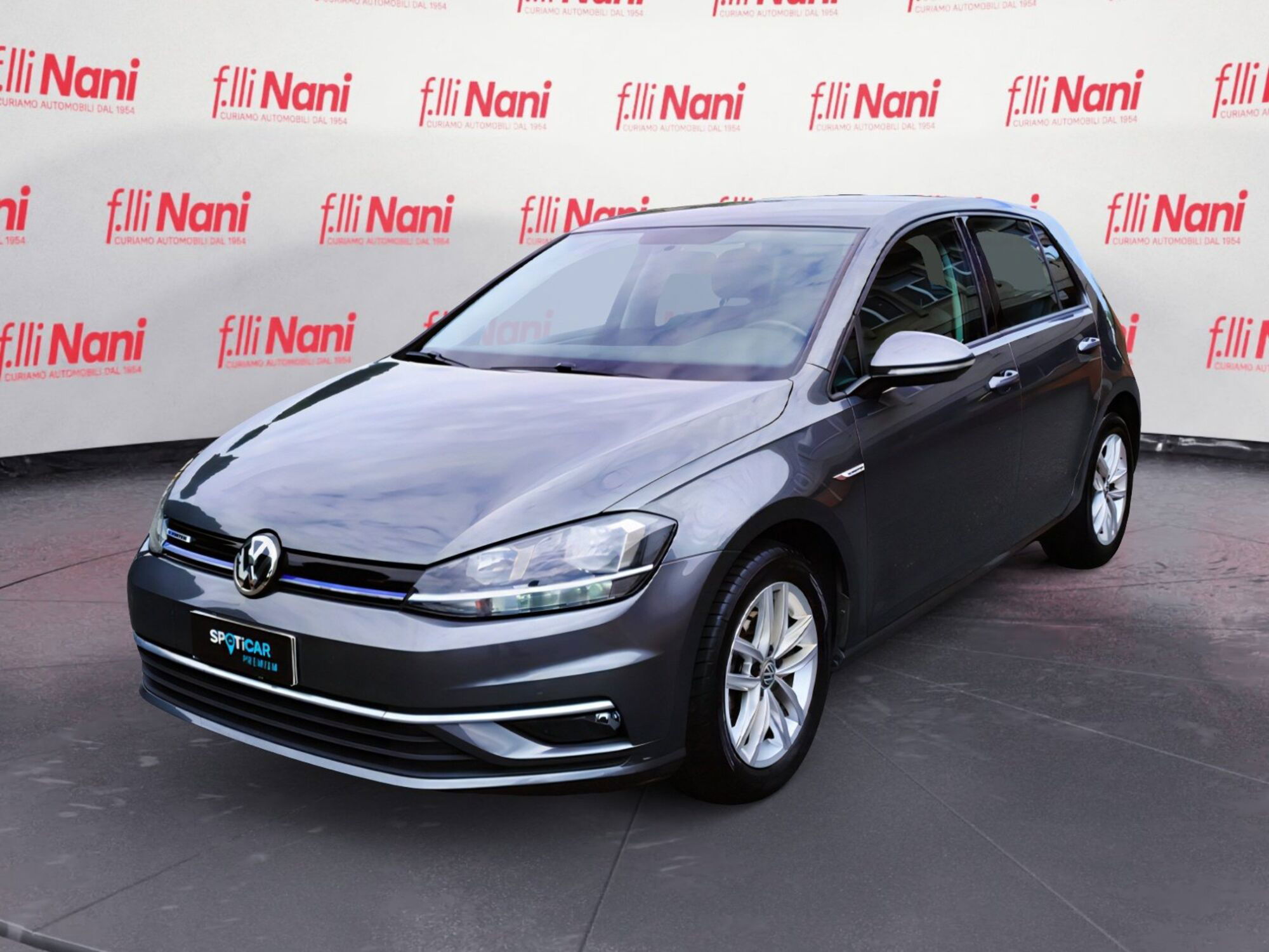 Volkswagen Golf 1.4 TGI 5p. Business BlueMotion  del 2018 usata a Massa