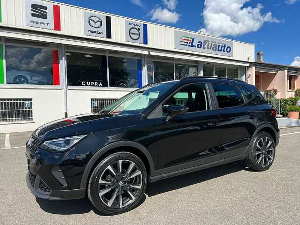 SEAT Arona 1.0 EcoTSI Black Edition nuova a Lugo (3)