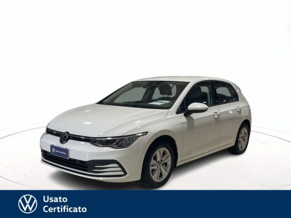 Volkswagen Golf 1.0 TSI EVO Life del 2021 usata a Arzignano