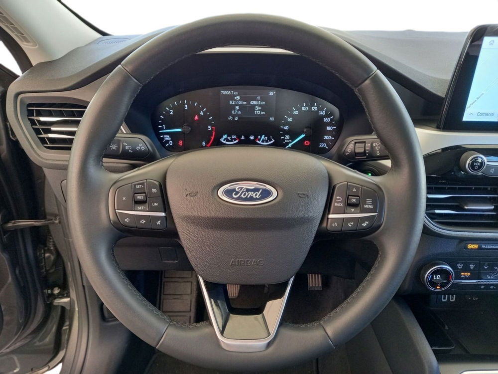 Ford Kuga usata a Bari (8)